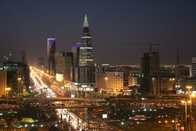 riyadh-at-night-sustg-photo-lucien-zeigler