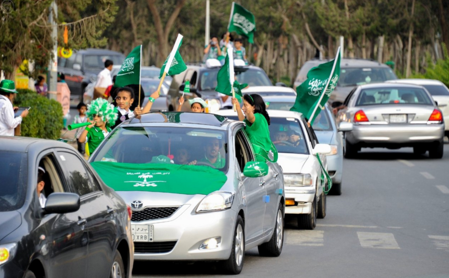 spa-patriotism-national-day-saudi-arabia-cars