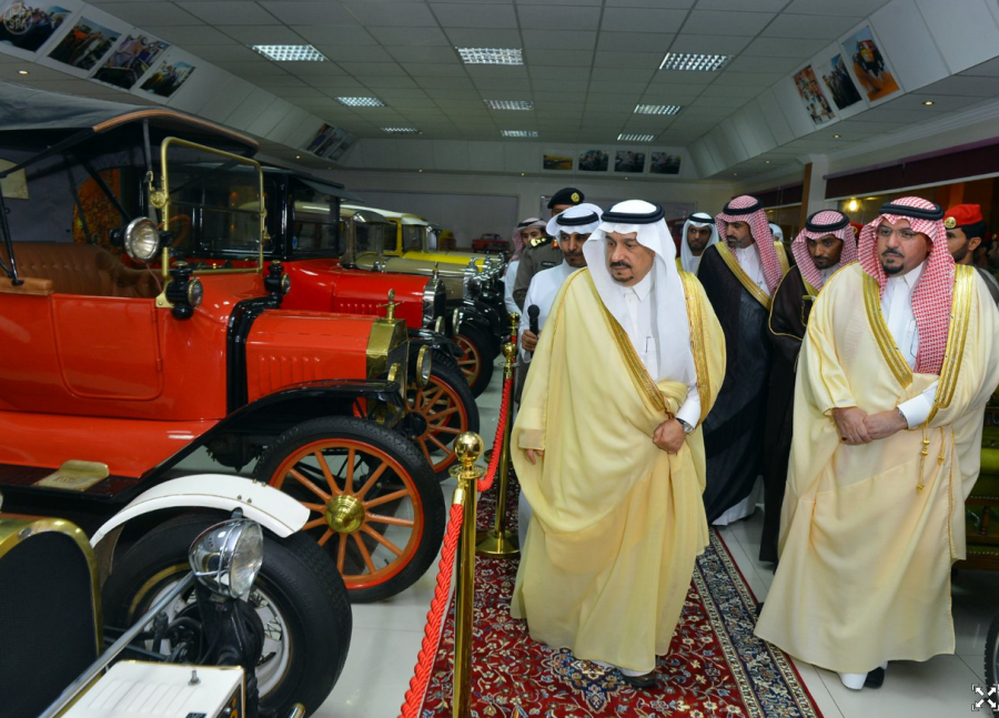 classic-cars-automotive-emir-qassim-hamad-bin-nasser-museum-classic-cars3