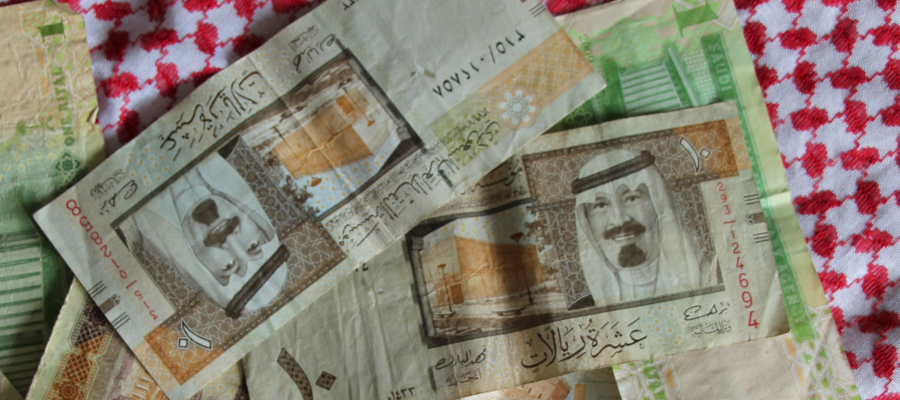 riyals-riyal-saudi-money-economy-finance-banks-cash3